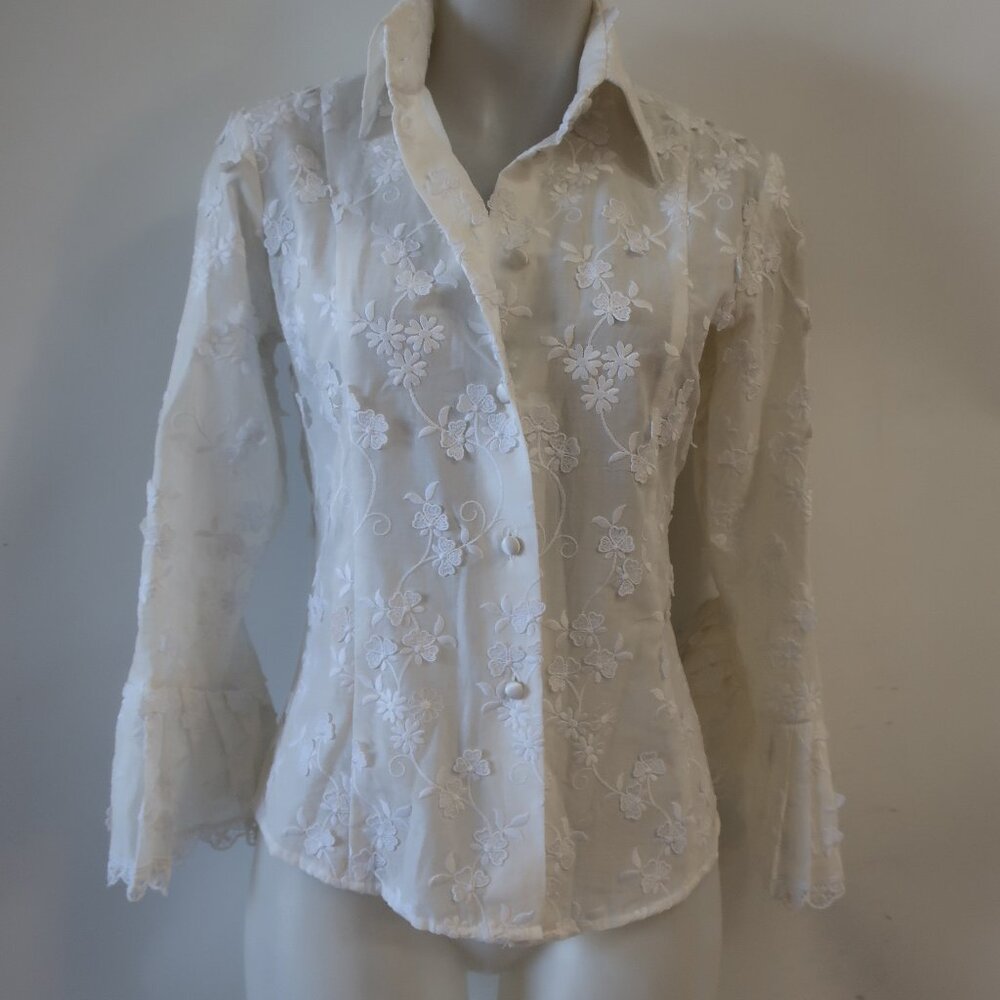 Womens  Bell White Floral Embroidered Button Down Blouse 6